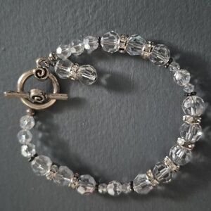 Clear faceted glass crystal beaded toggle statement bracelet 8"